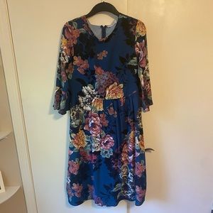 Ces Femme Floral Print Midi Dress with Bell Sleeves